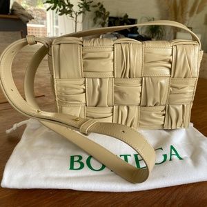 Bottega Veneta Cassette Intrecciato Plissé Leather Crossbody Bag